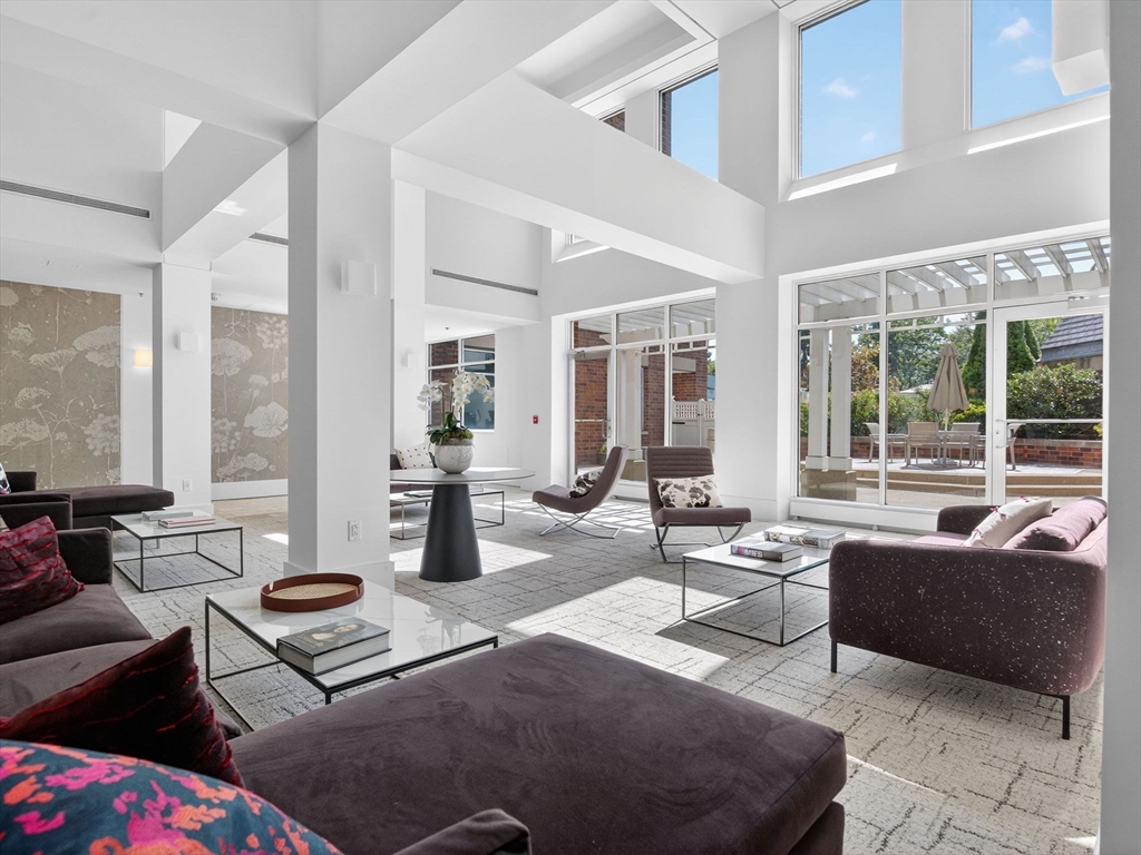 950 Massachusetts Ave. # 106