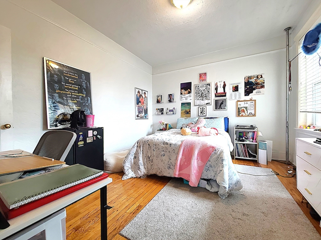 1691 Commonwealth Ave # 22