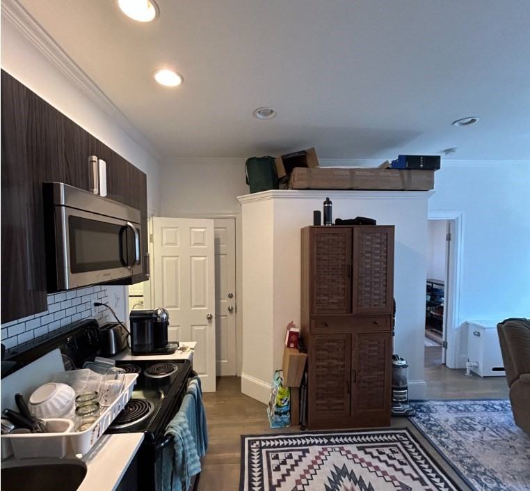 225 Newbury St # 4F