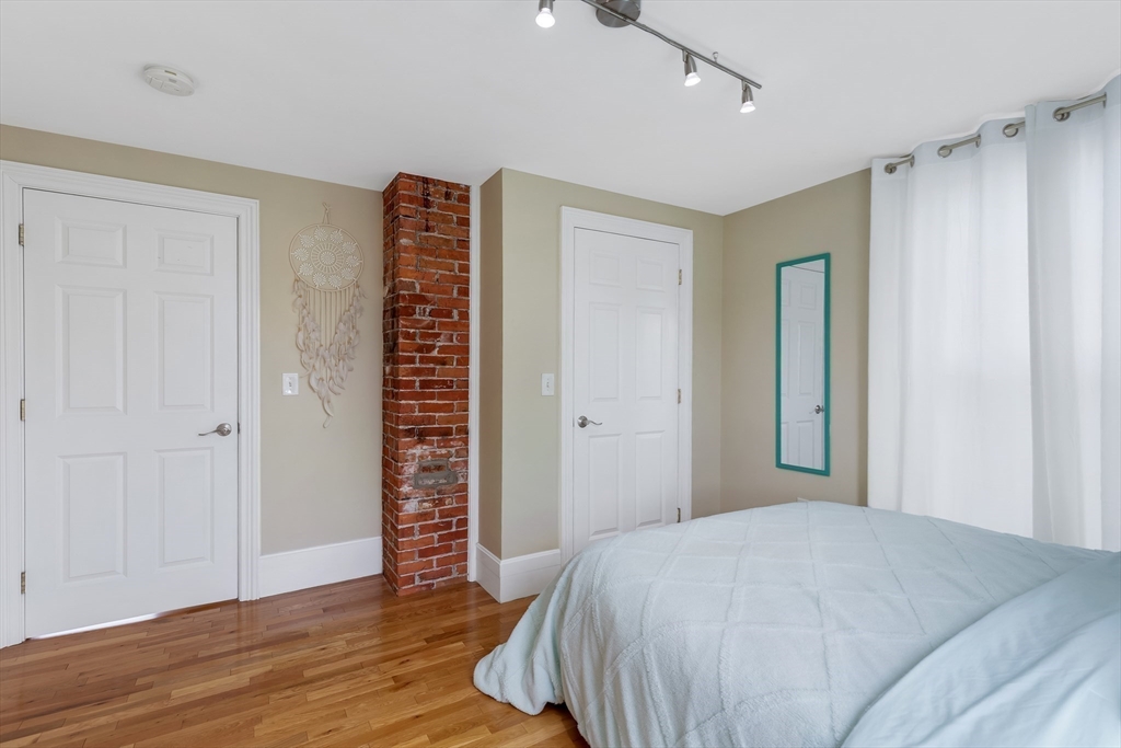 34 Warren Street # 3