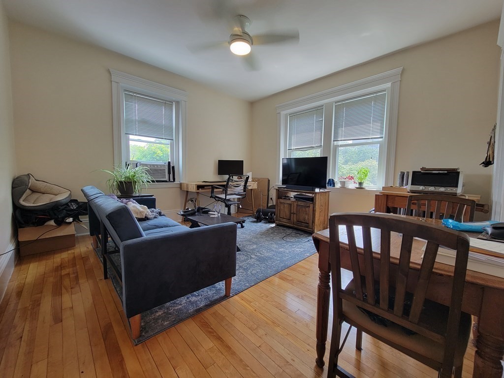 164 Strathmore Road # 25