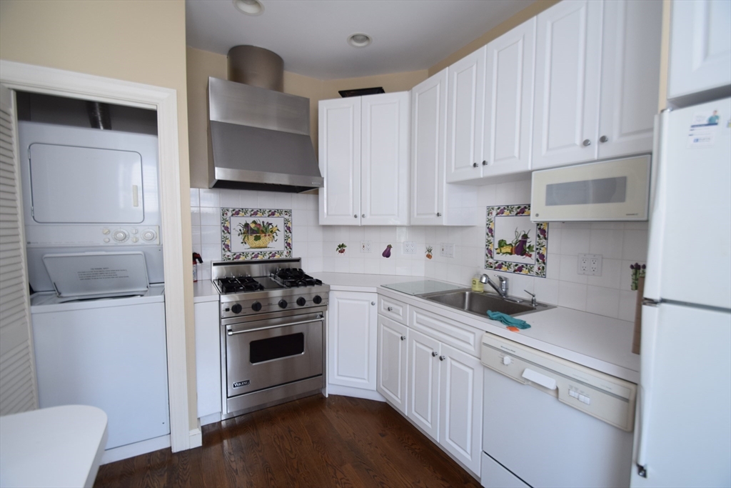 141 Beaconsfield Road # 5