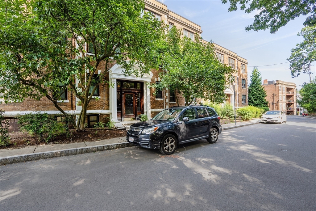 59 Lanark Rd # 2