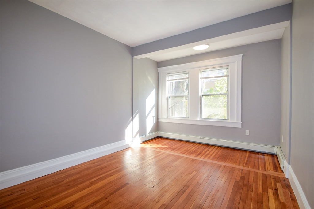 142 Sutherland Road # 2