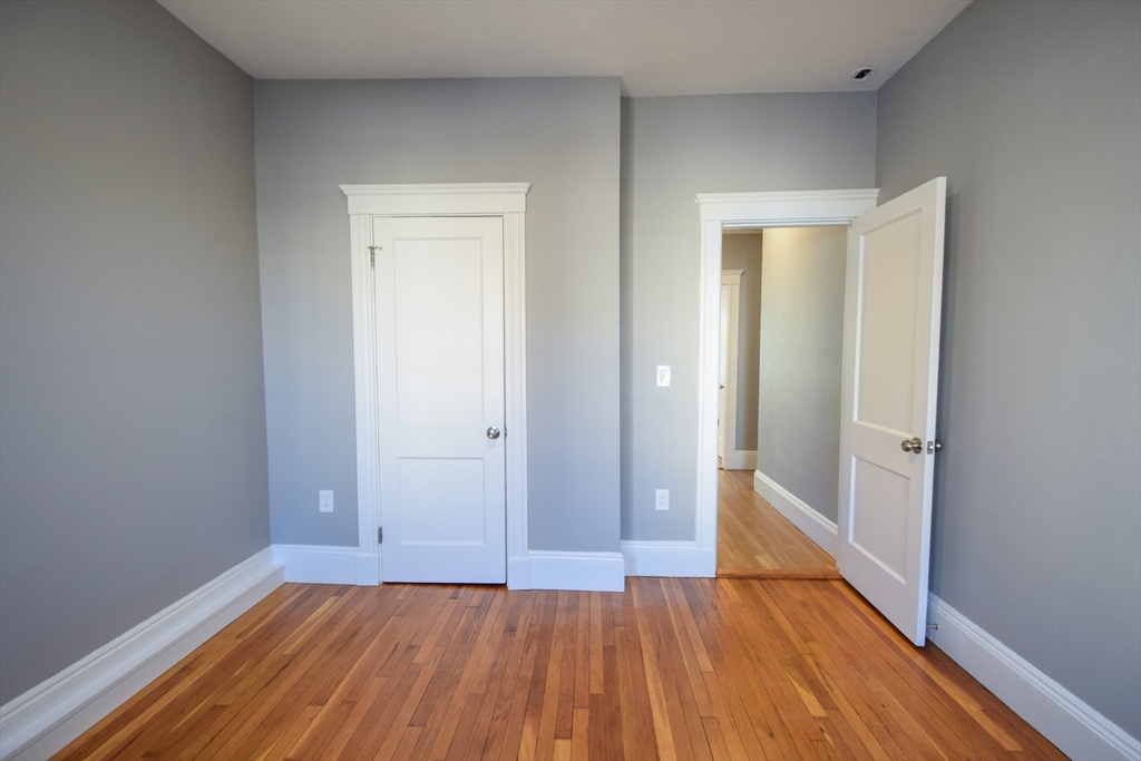 142 Sutherland Road # 2