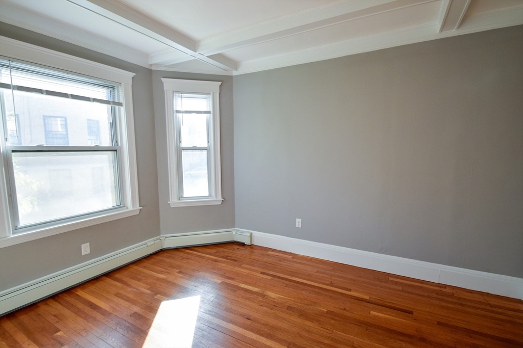 142 Sutherland Road # 2