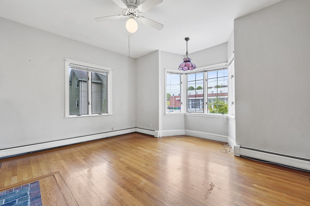 20 Willow Street # 1