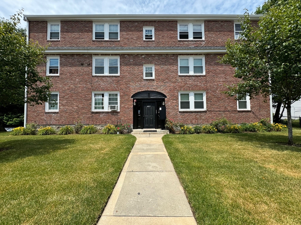 4907 Washington Street # 3L