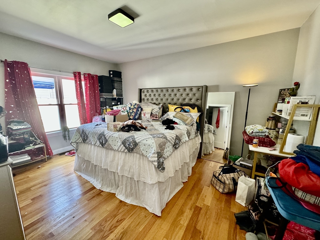 17 George St # 1
