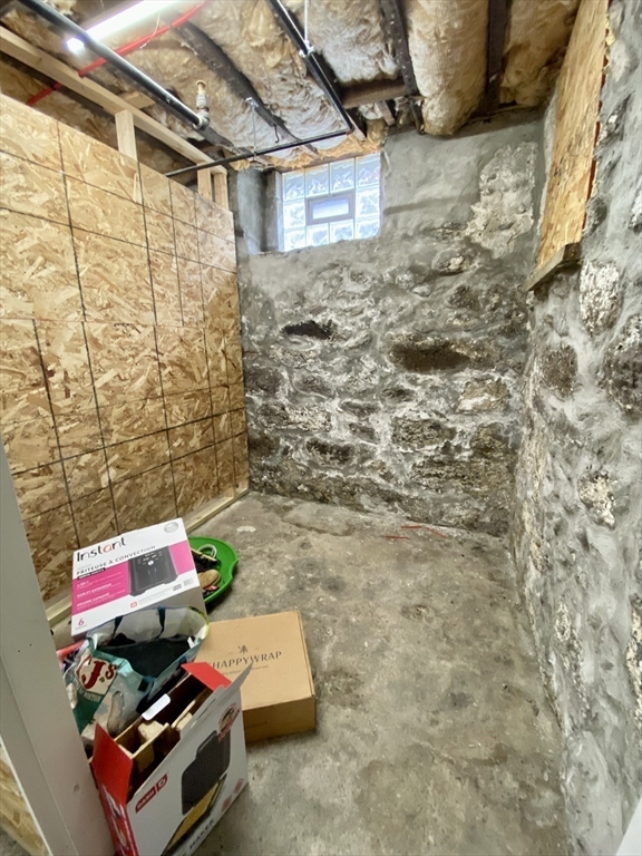 405 S Huntington Ave # 2R