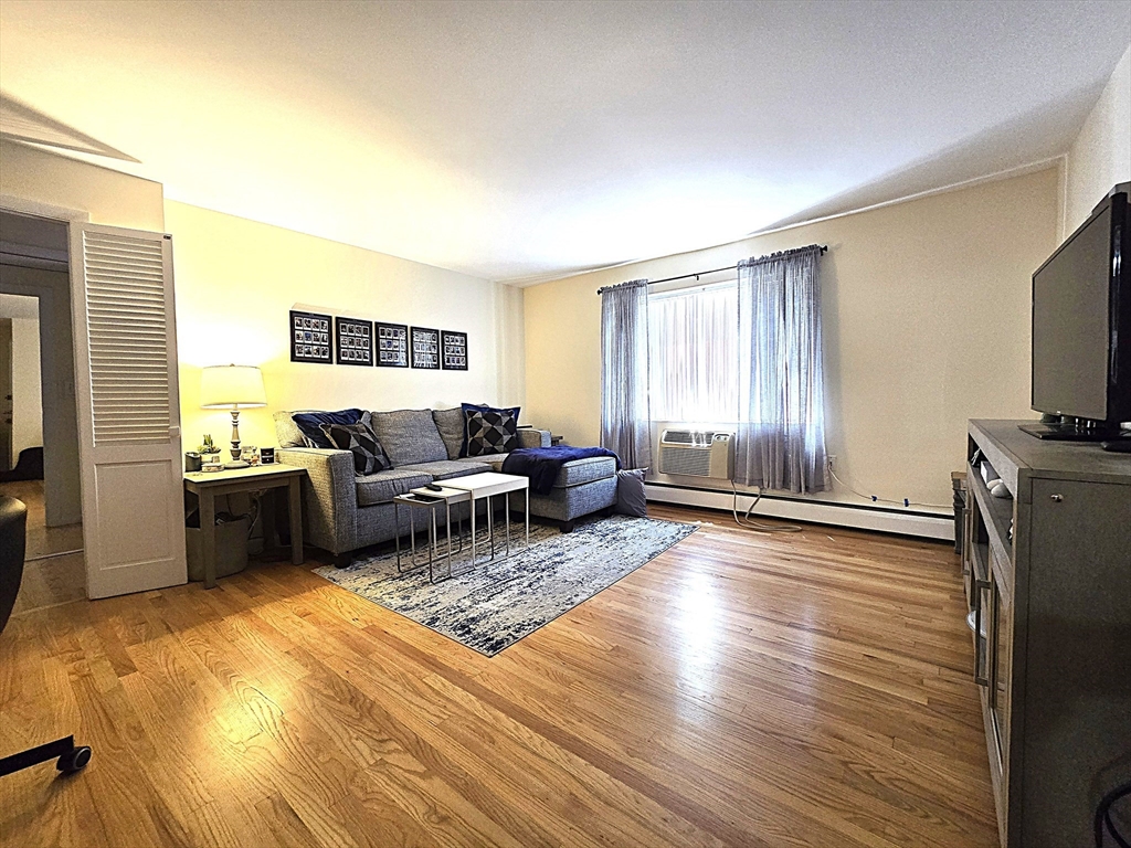 54 Bryon Road # 4