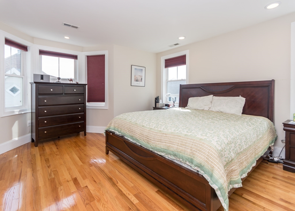 43 Hammond St # 1