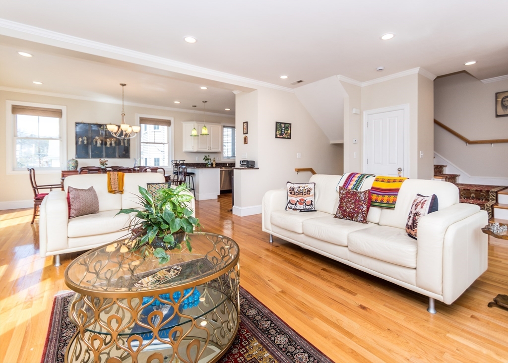 43 Hammond St # 1