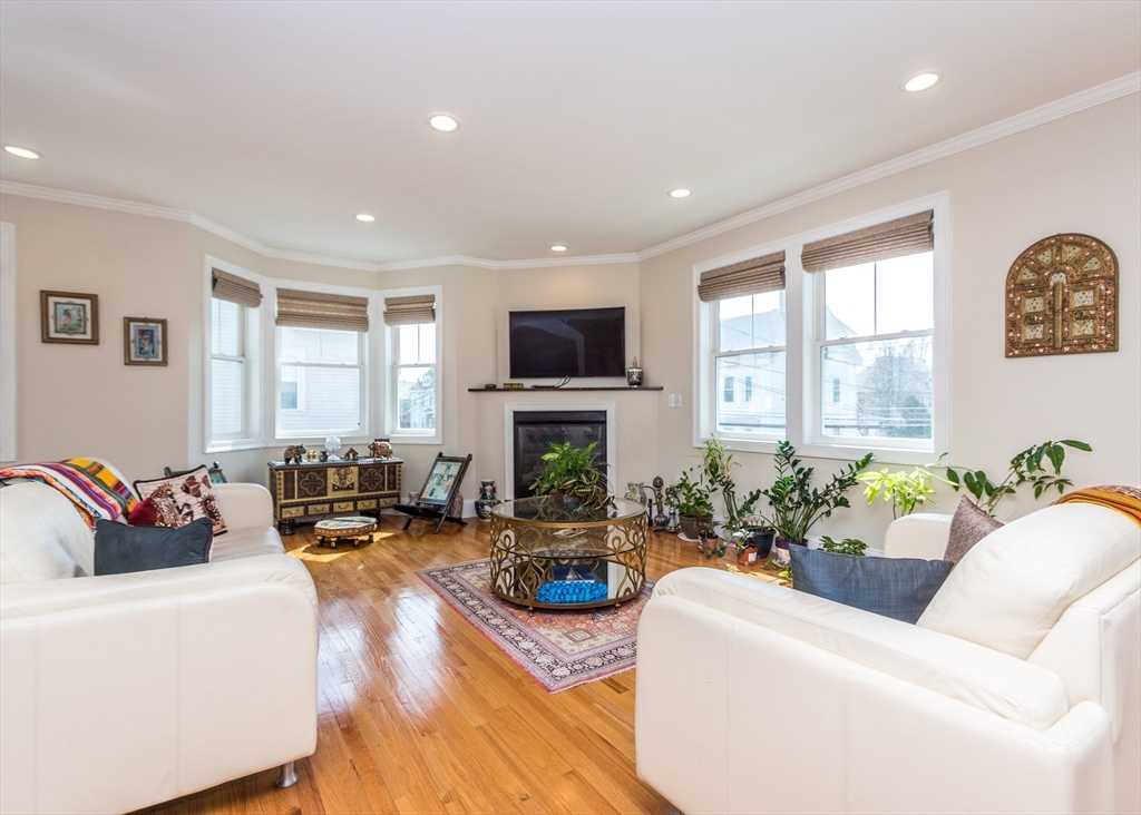 43 Hammond St # 1