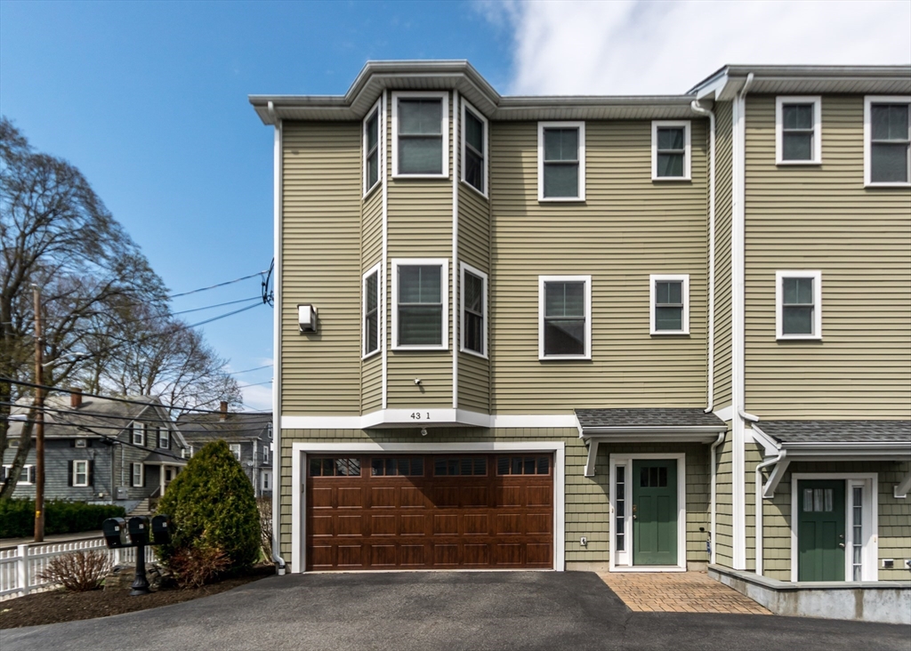 43 Hammond St # 1