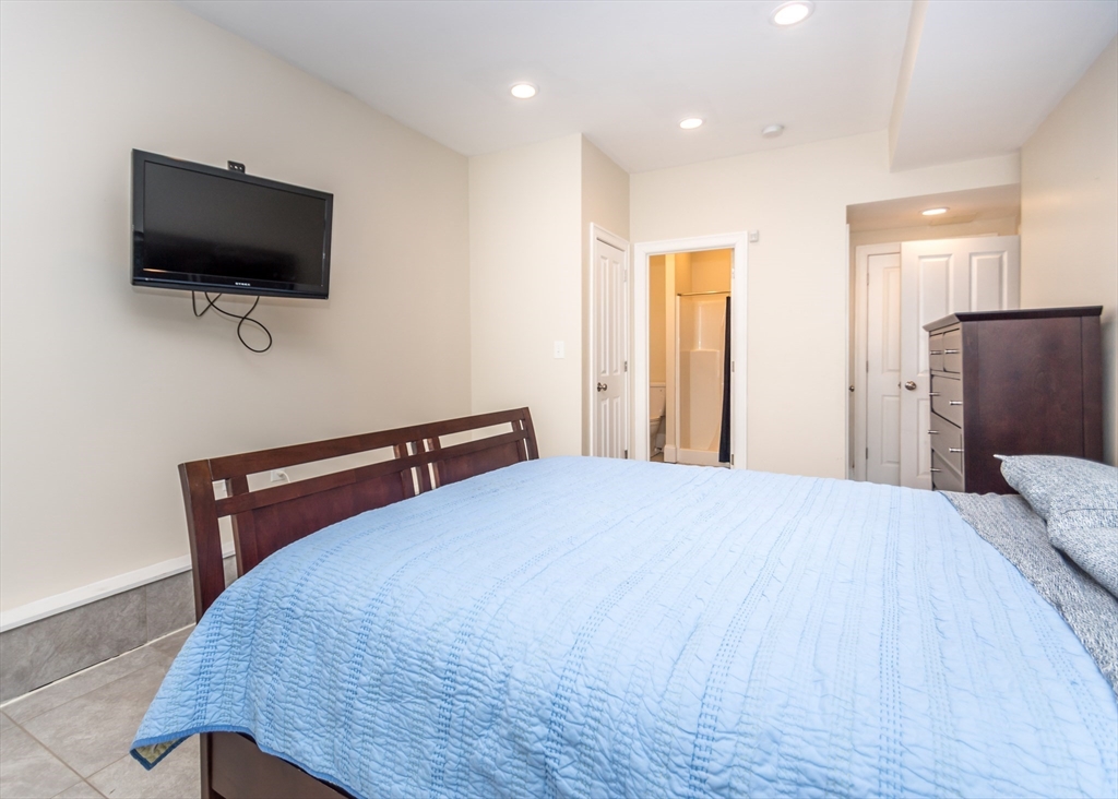 43 Hammond St # 1