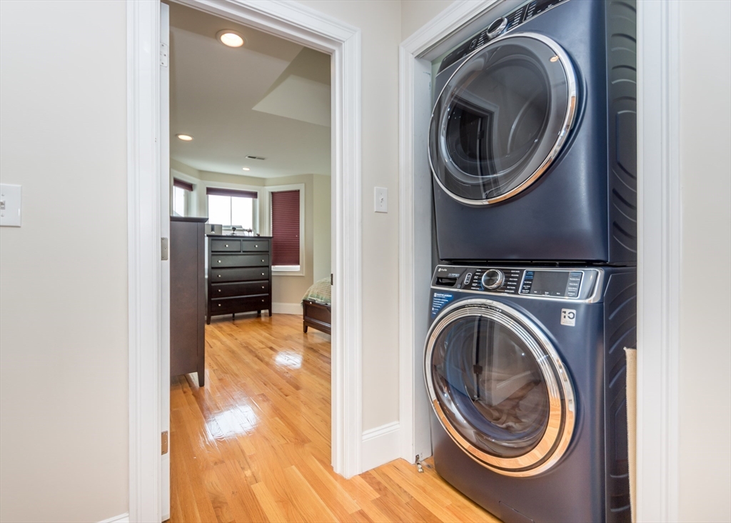 43 Hammond St # 1