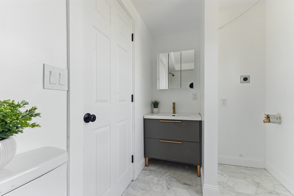 80 Shirley St # 2