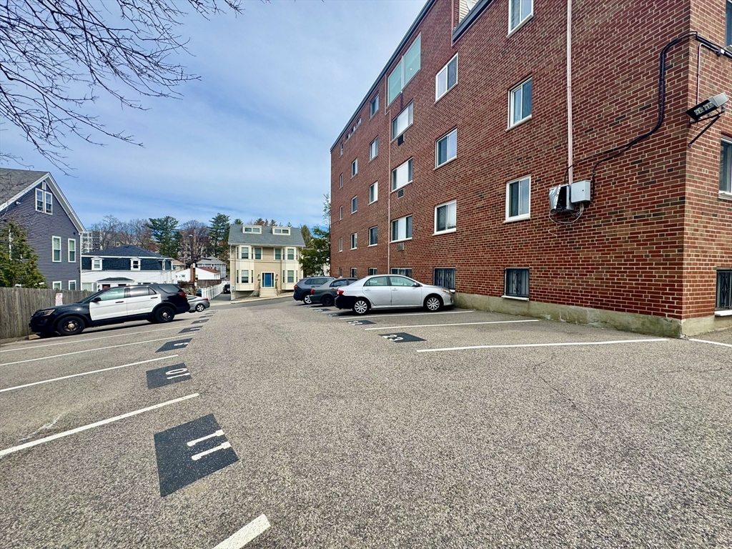 2 Larose Pl # 15