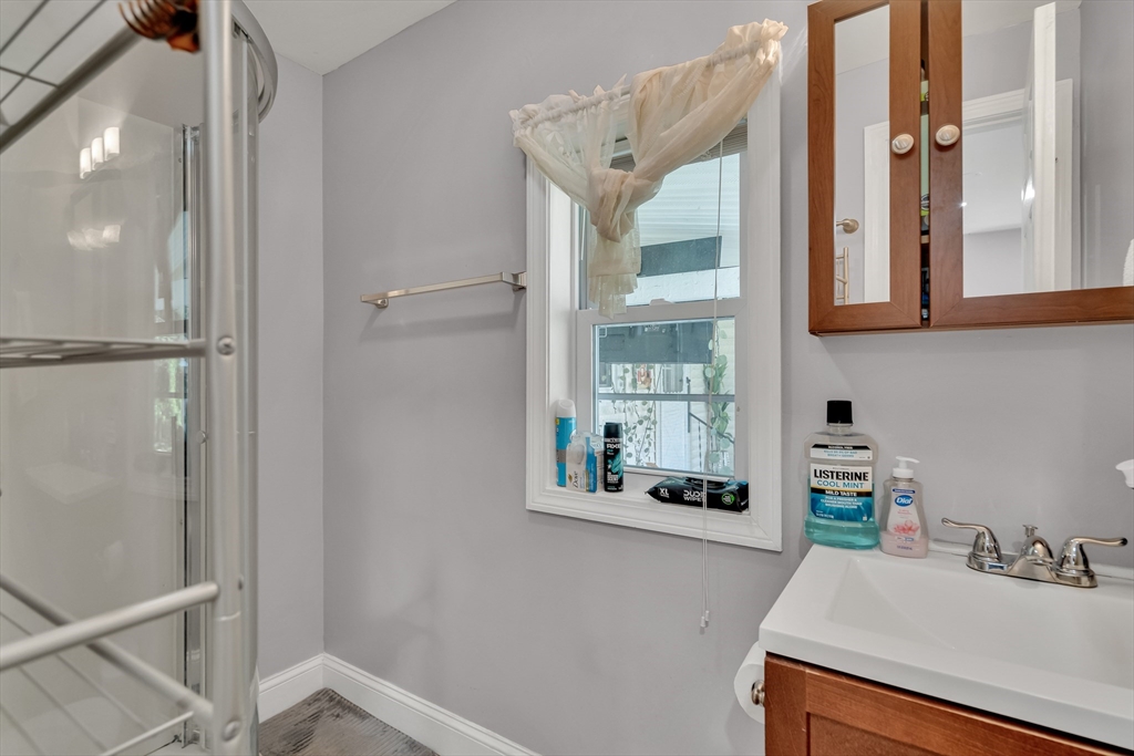 30 Donlon St