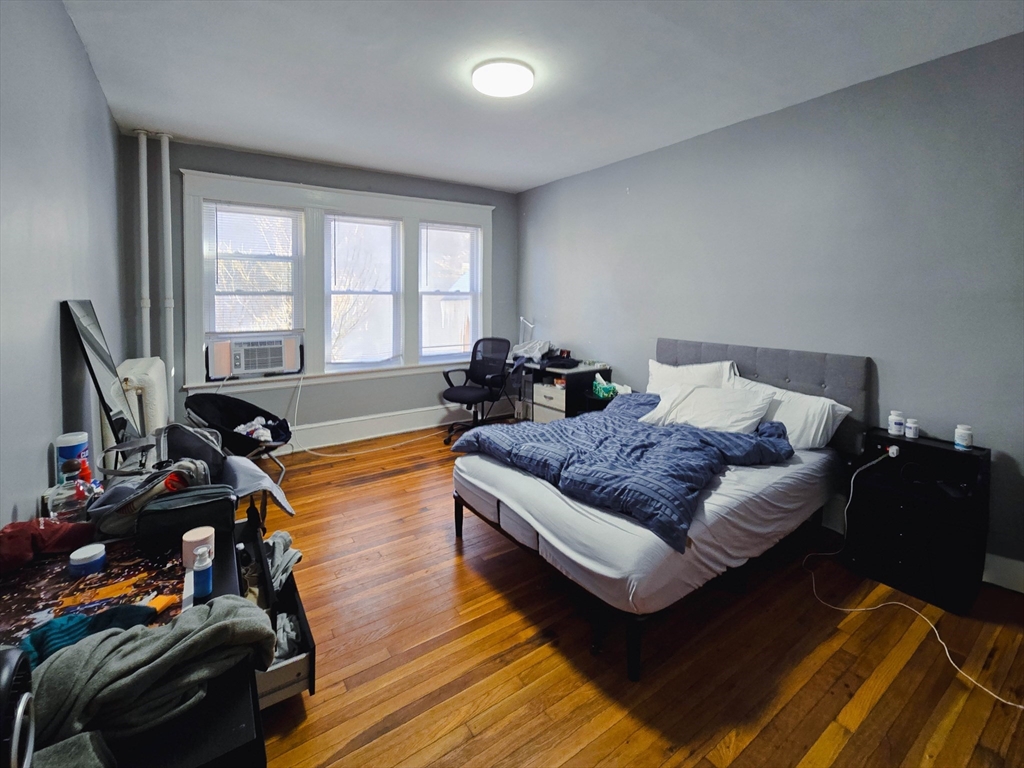 235-237 Chestnut Hill Ave # 1
