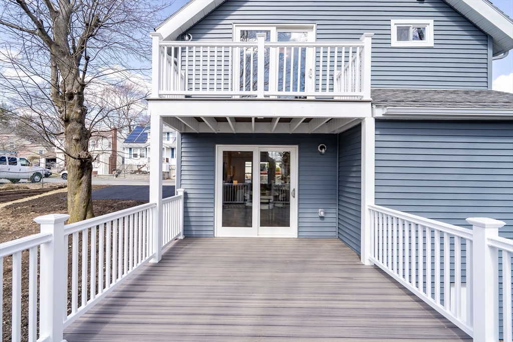 56 Riverview St