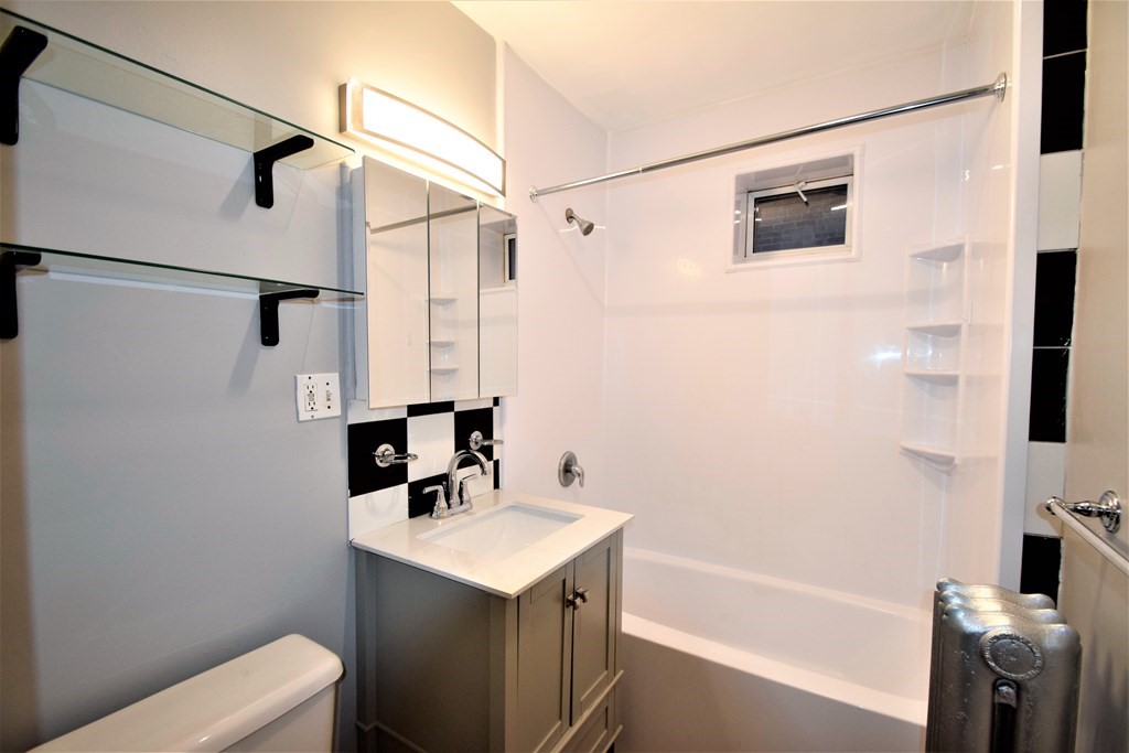 83 Glenville Ave # 2