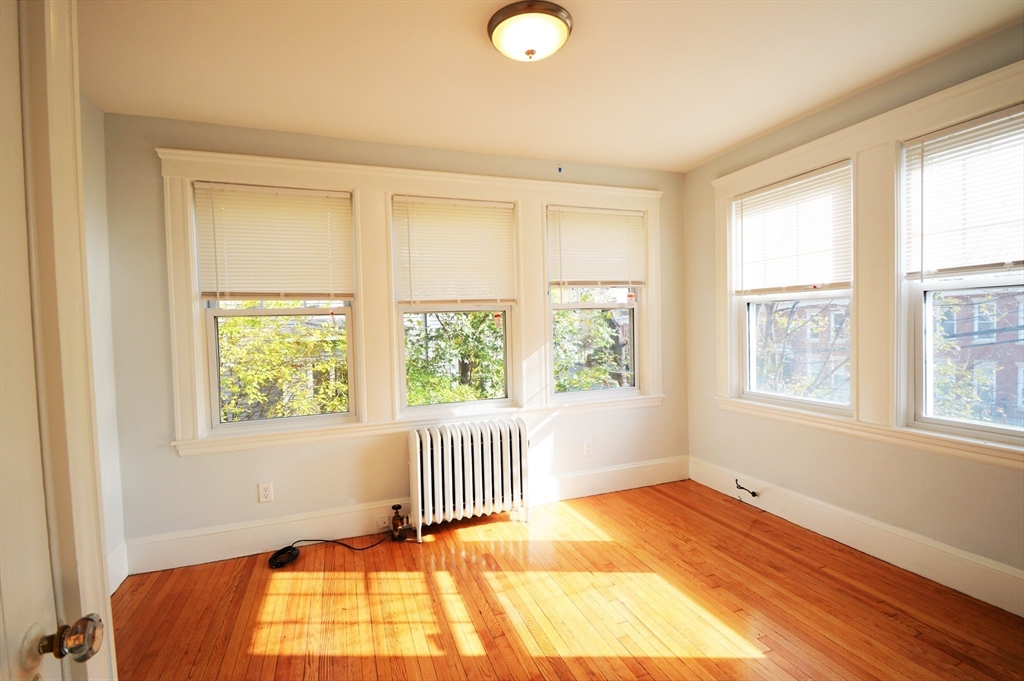 51 Leamington Road # 1