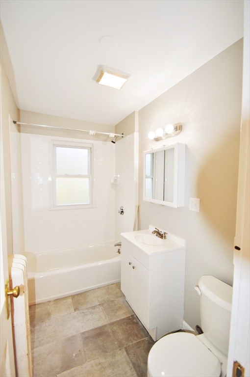 51 Leamington Road # 1