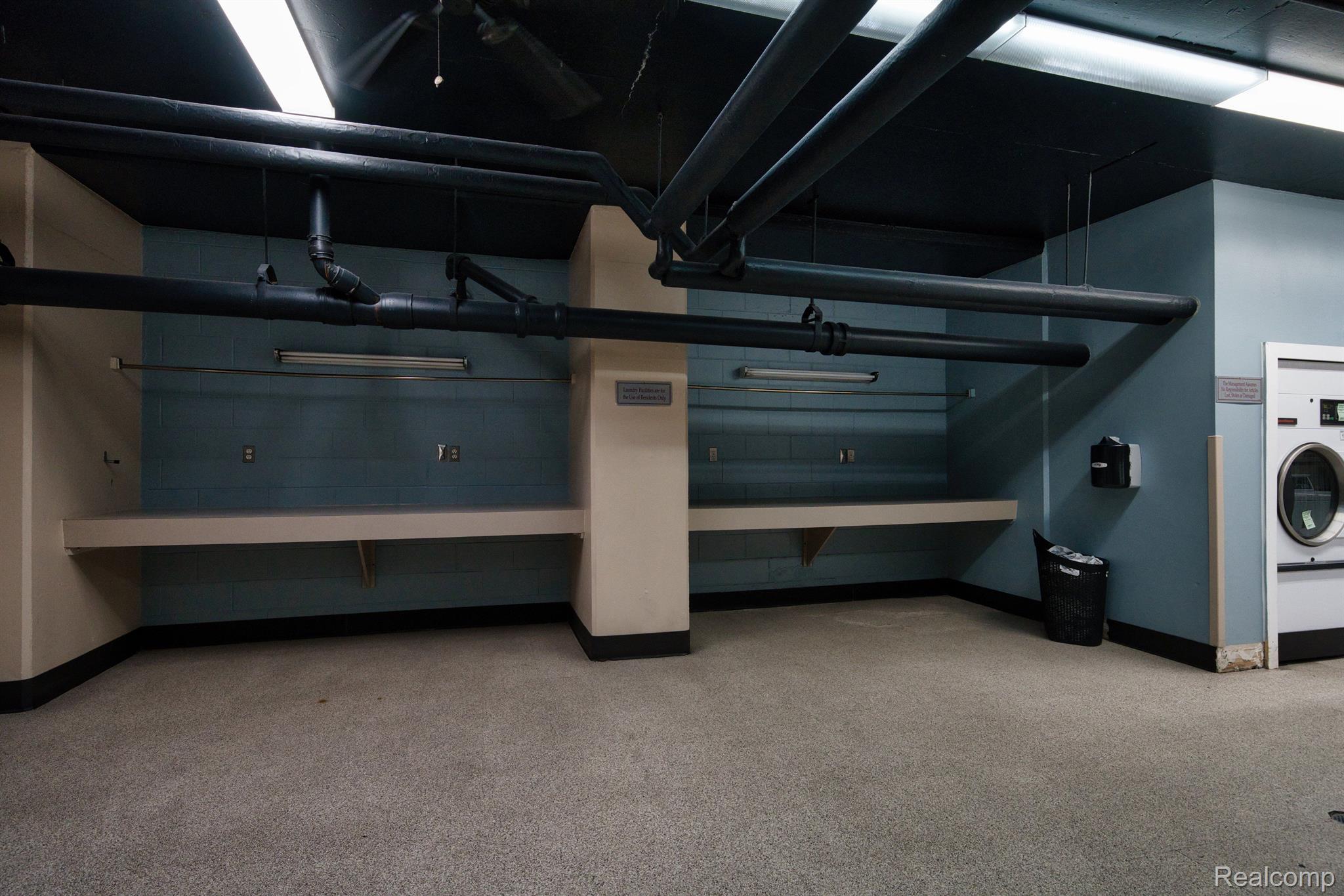1300 E LAFAYETTE Street Unit: 1003