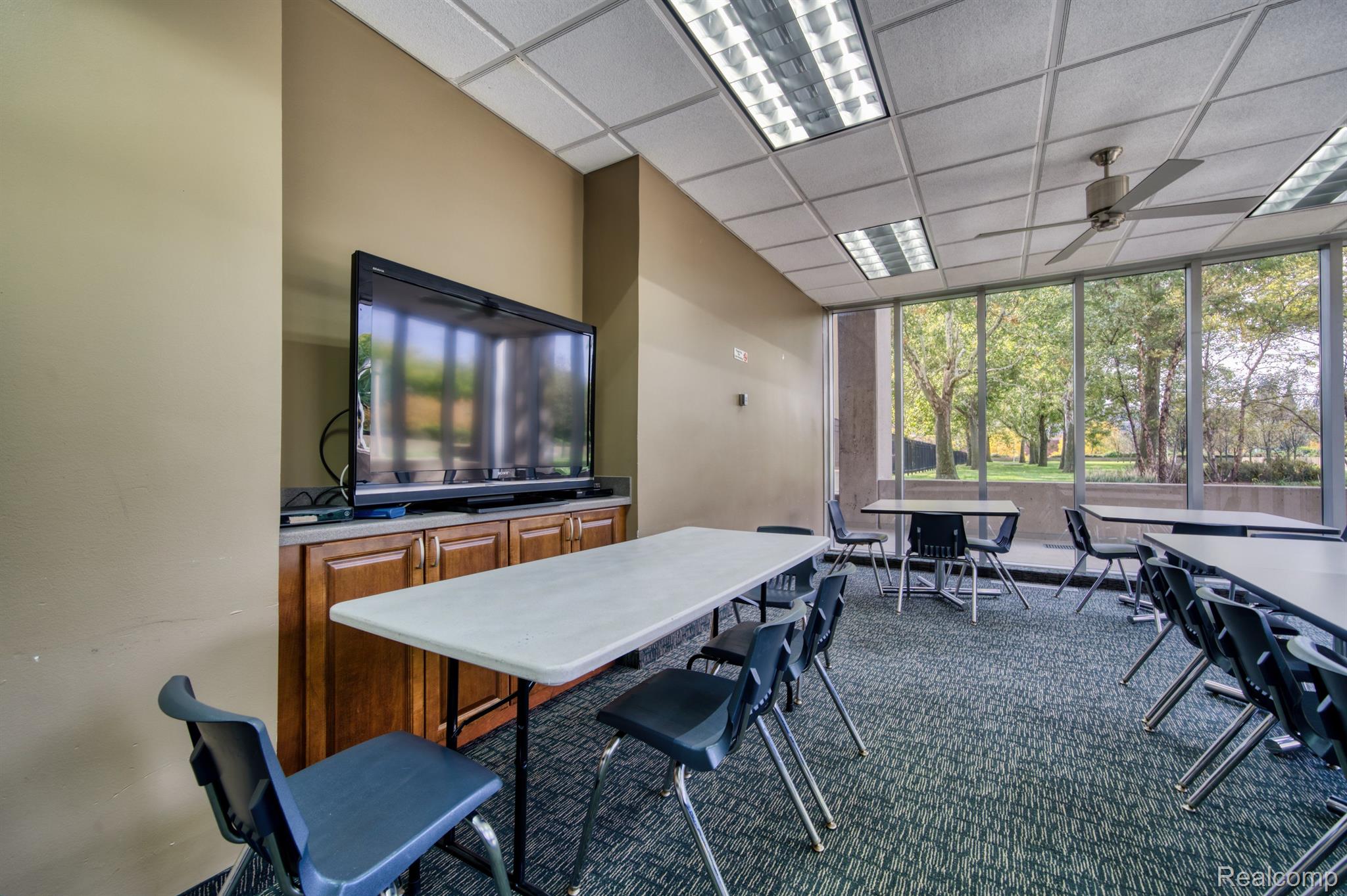 1300 E LAFAYETTE Street Unit: 1003