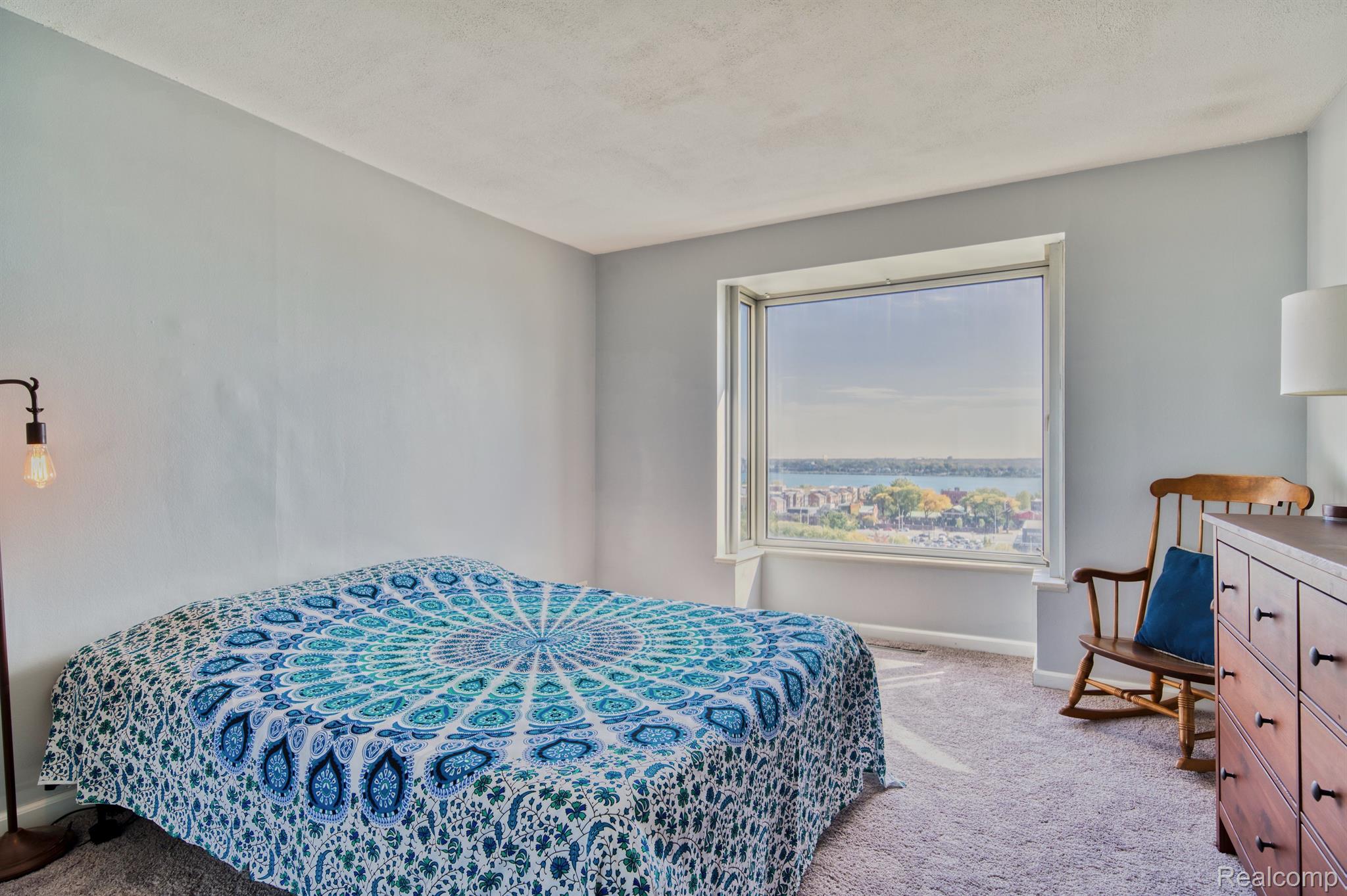 1300 E LAFAYETTE Street Unit: 1003