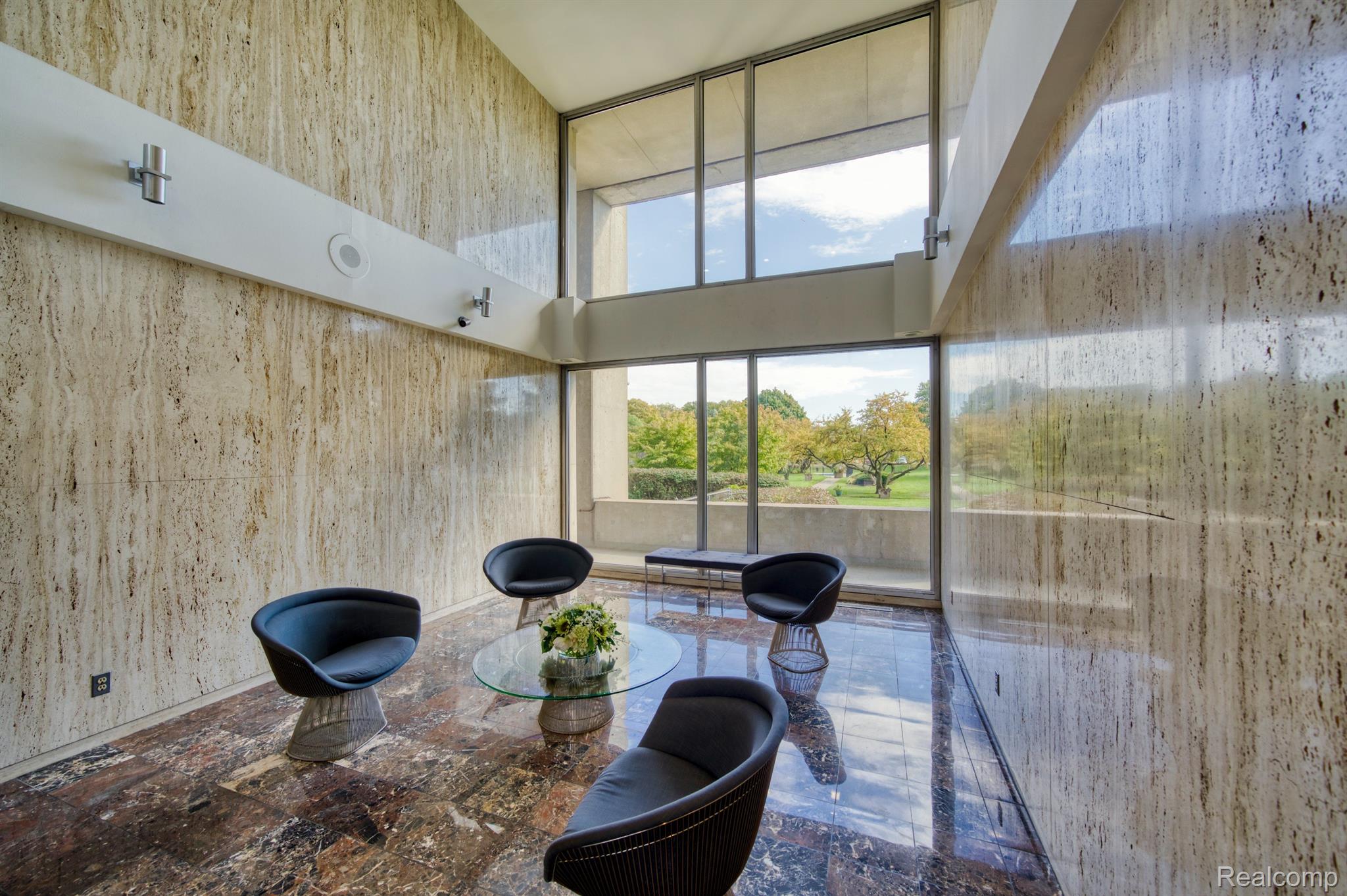 1300 E LAFAYETTE Street Unit: 1003