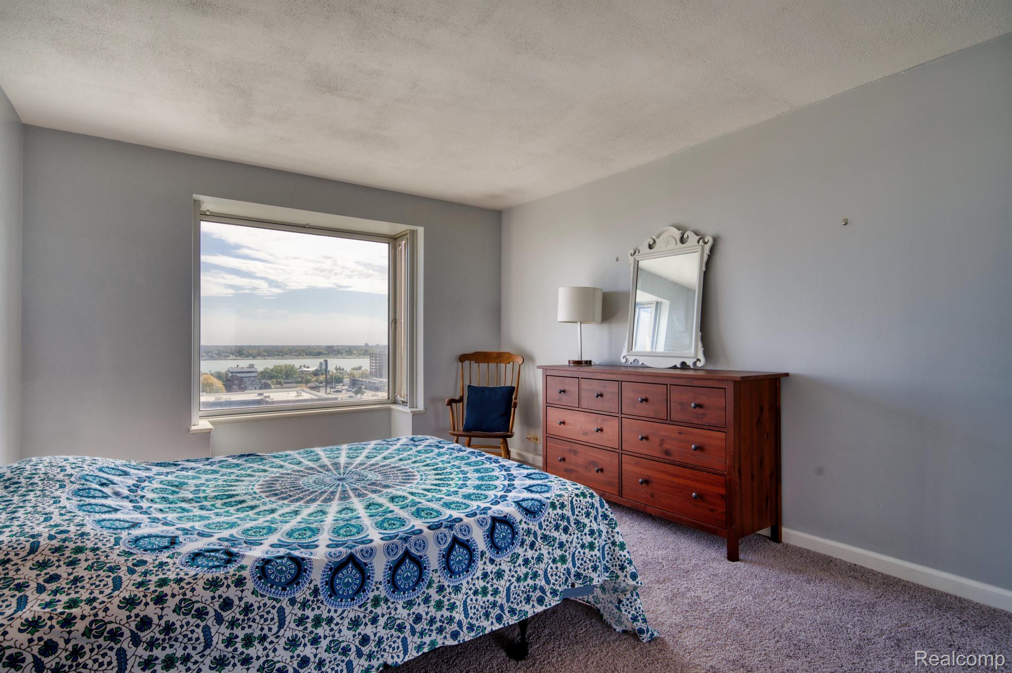 1300 E LAFAYETTE Street Unit: 1003