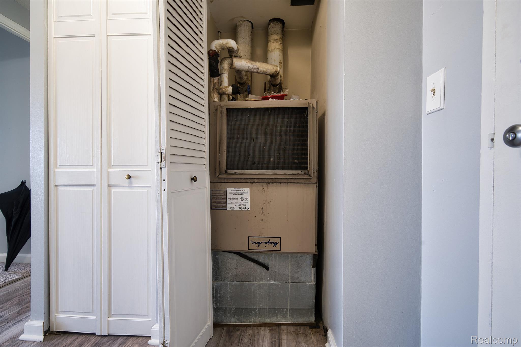 1300 E LAFAYETTE Street Unit: 1003