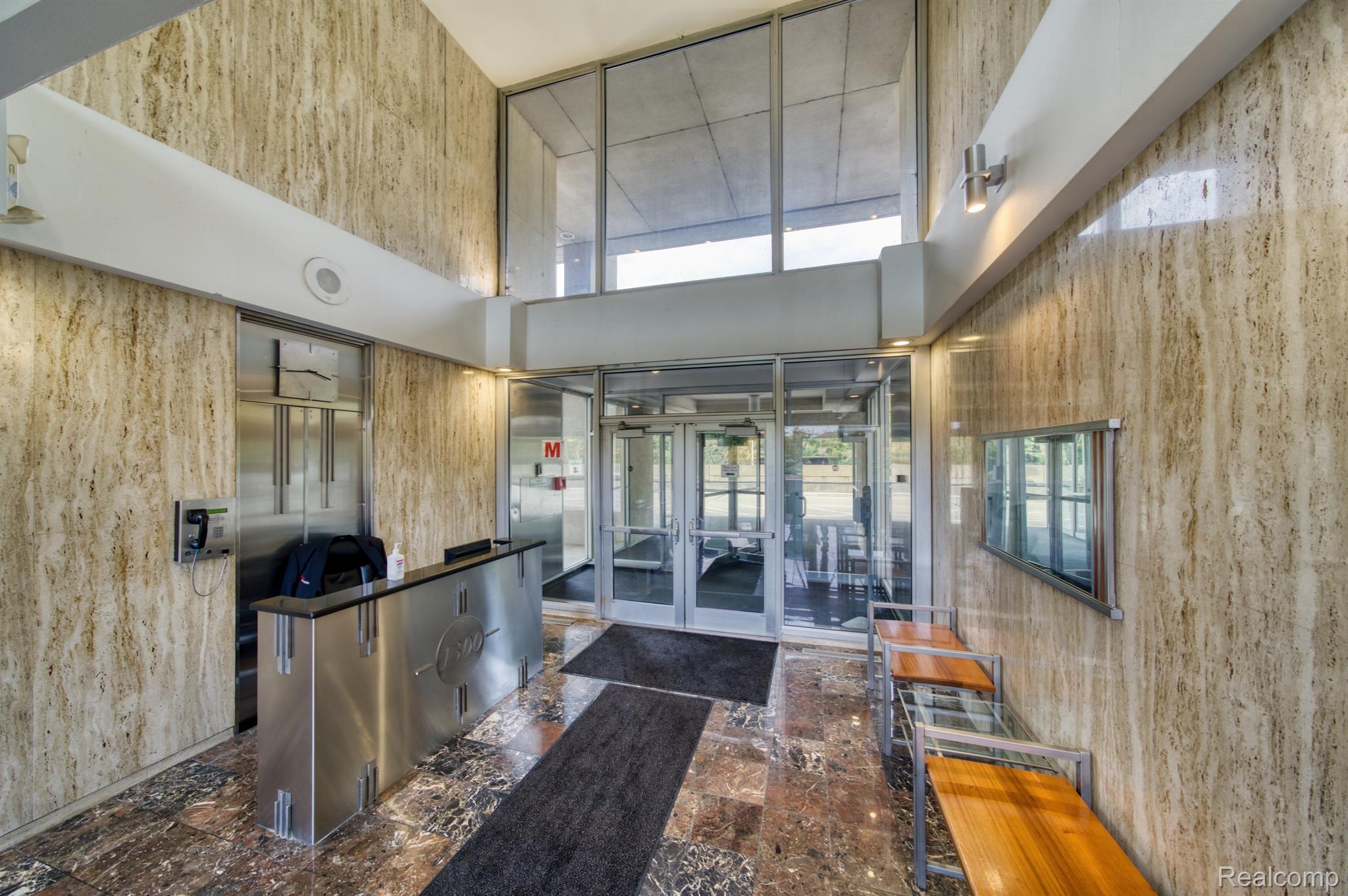 1300 E LAFAYETTE Street Unit: 1003