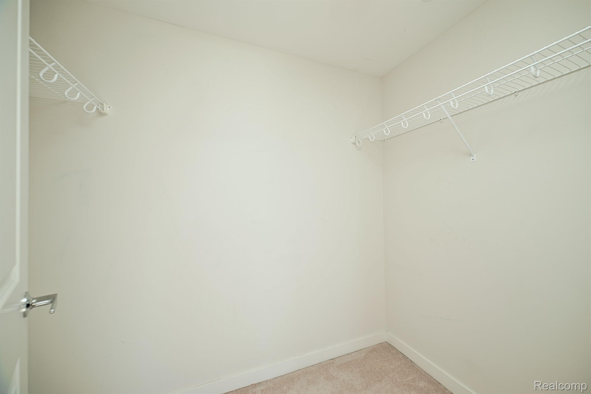 1135 SHELBY Street Unit: 2708