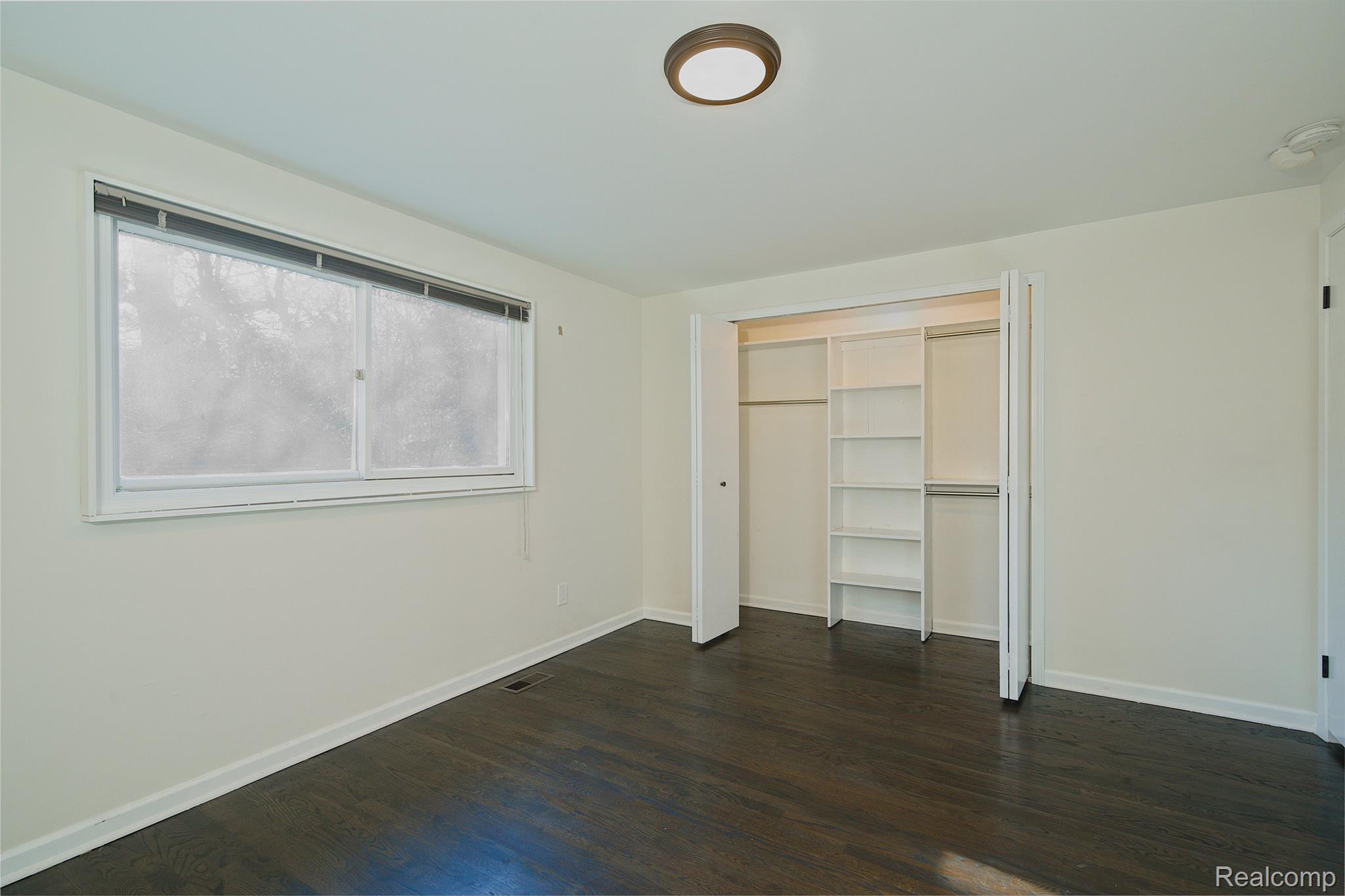 25157 APPLETON Drive