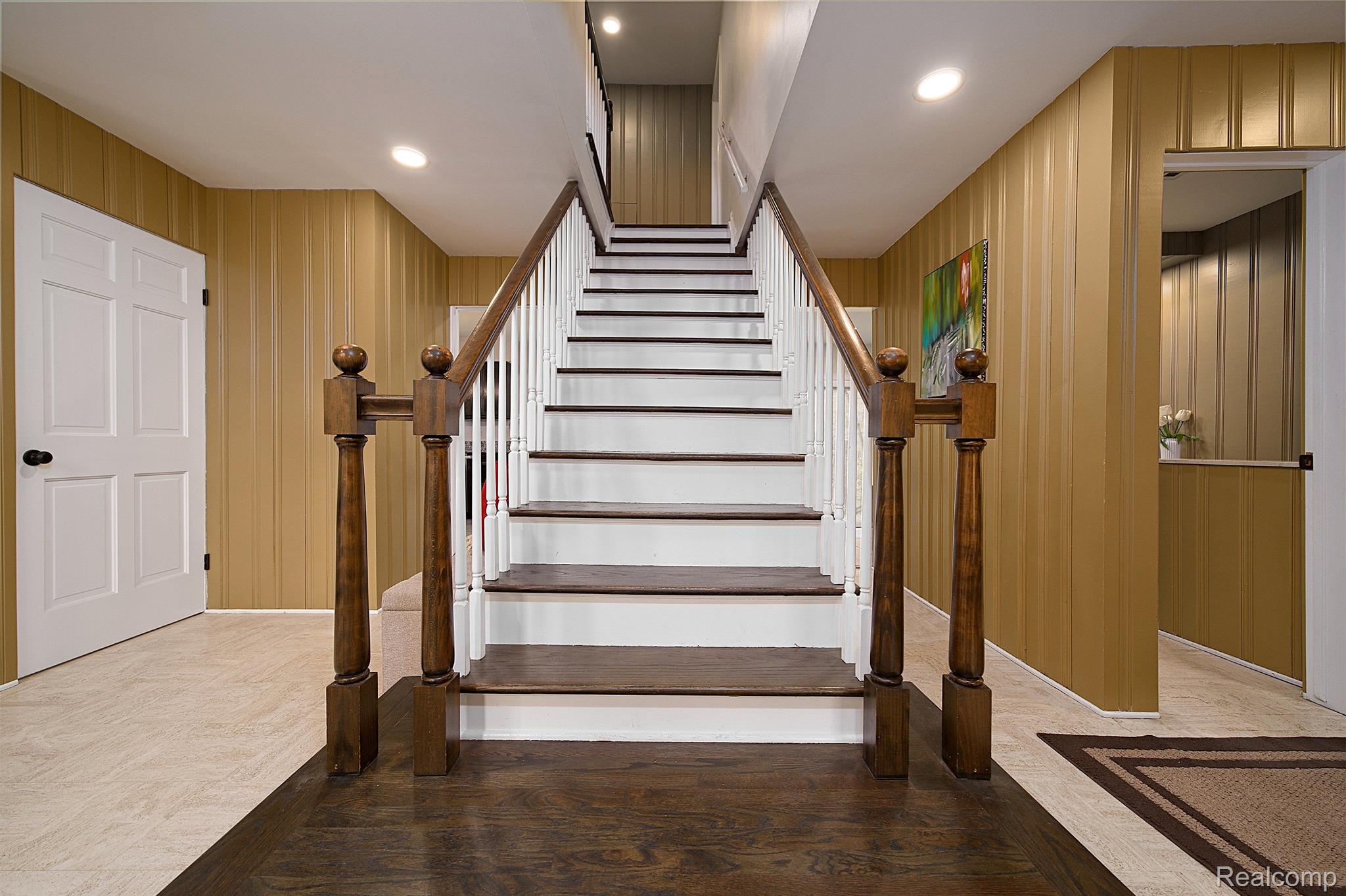 25157 APPLETON Drive