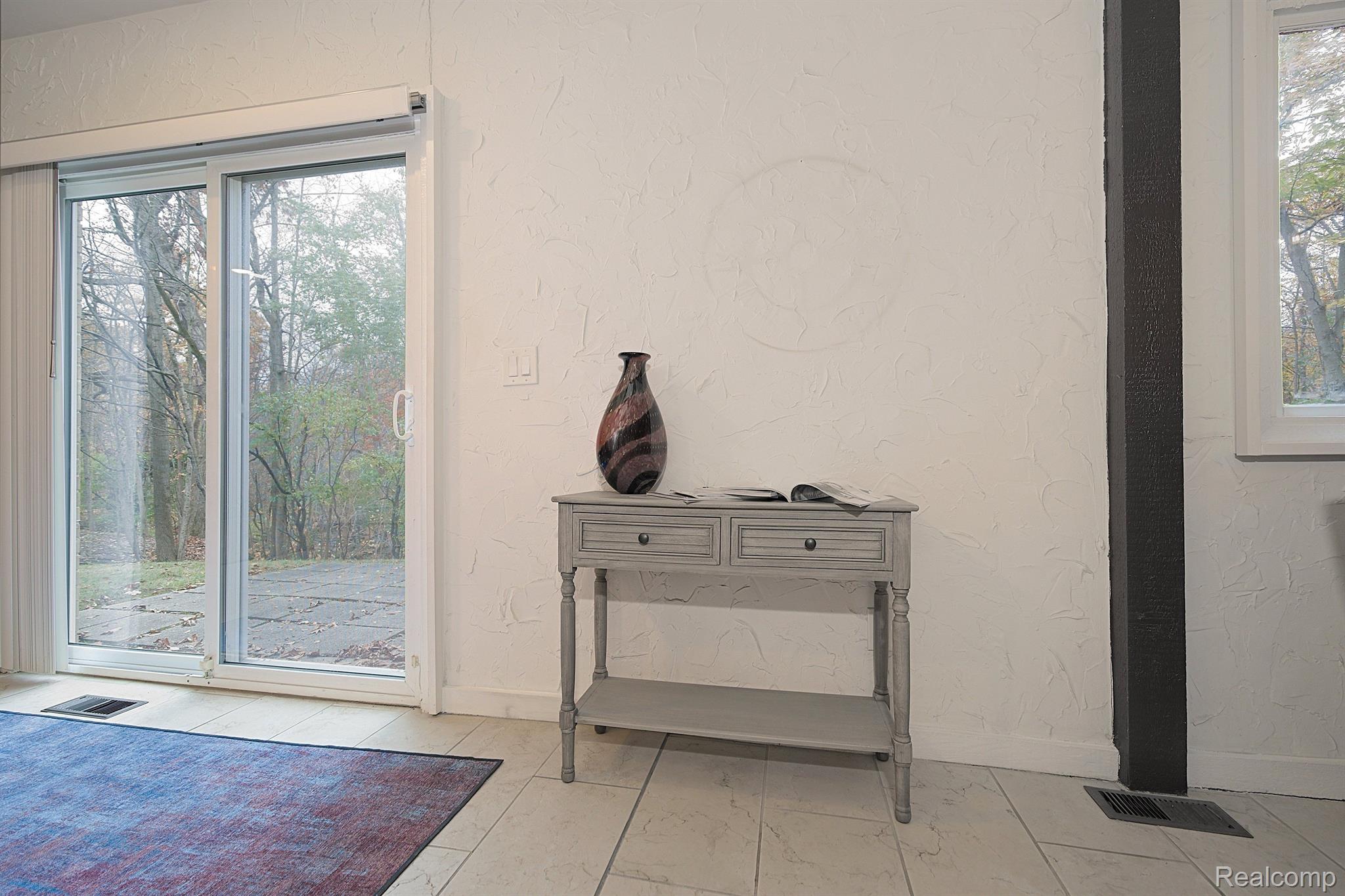 25157 APPLETON Drive