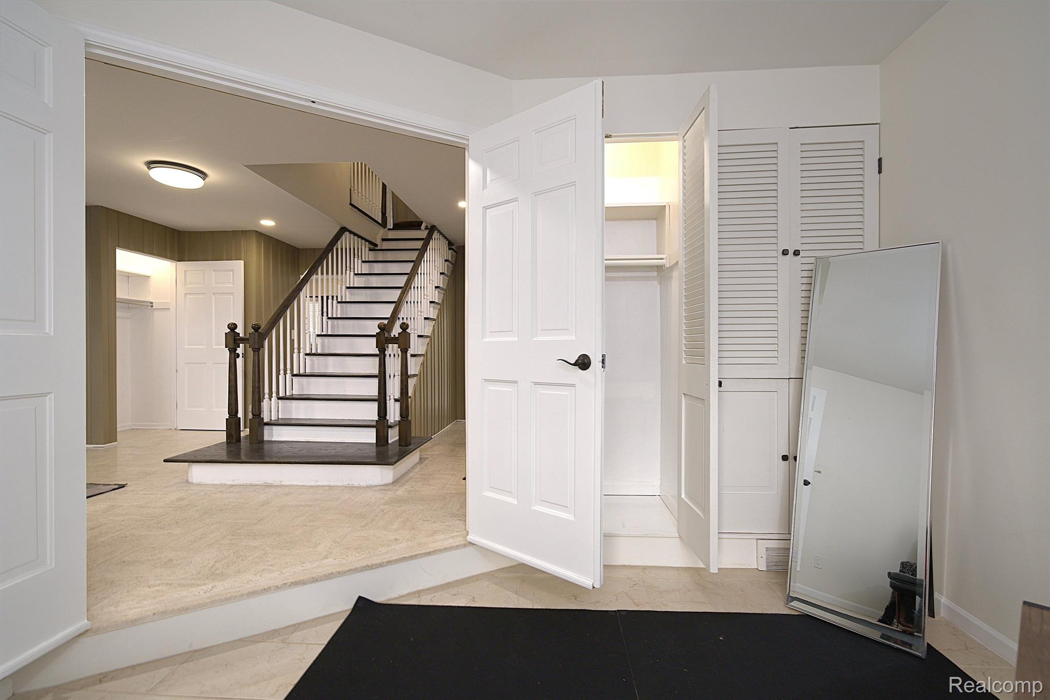 25157 APPLETON Drive