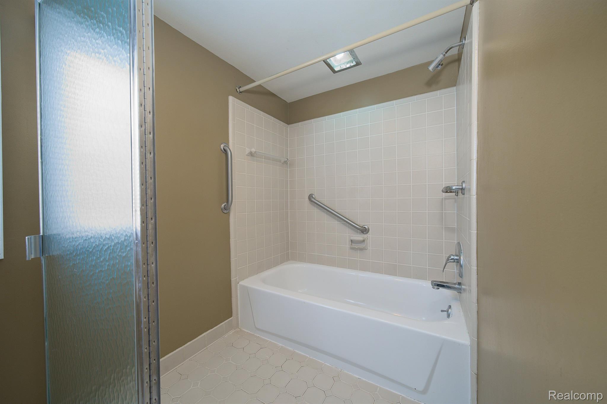 25157 APPLETON Drive