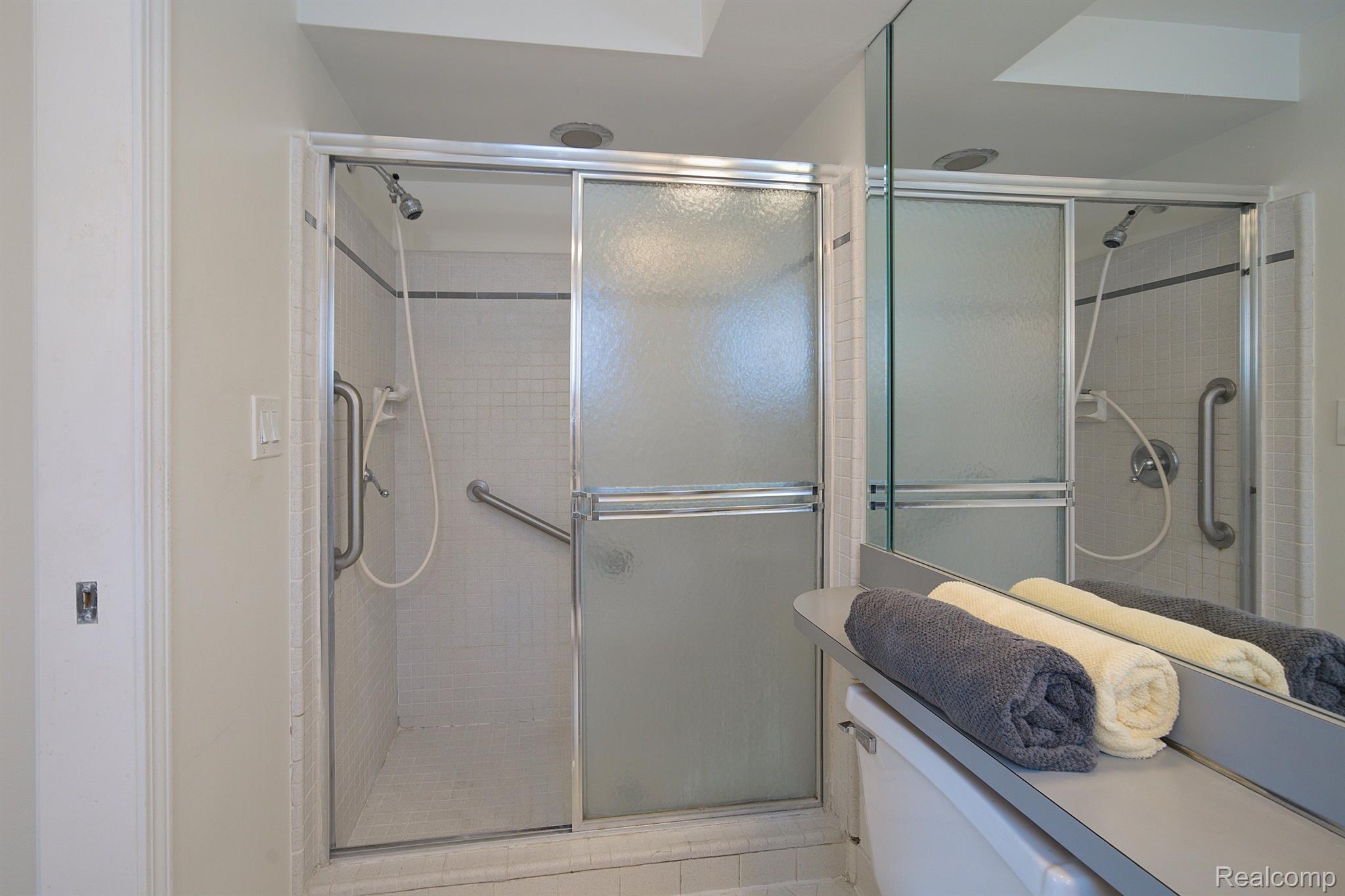 25157 APPLETON Drive