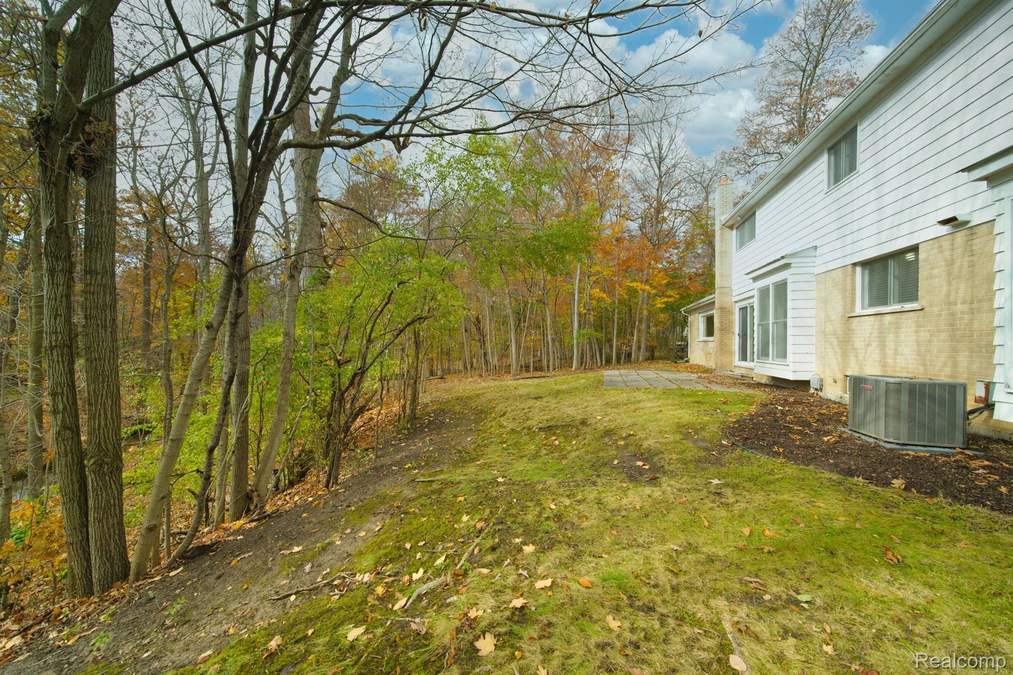 25157 APPLETON Drive