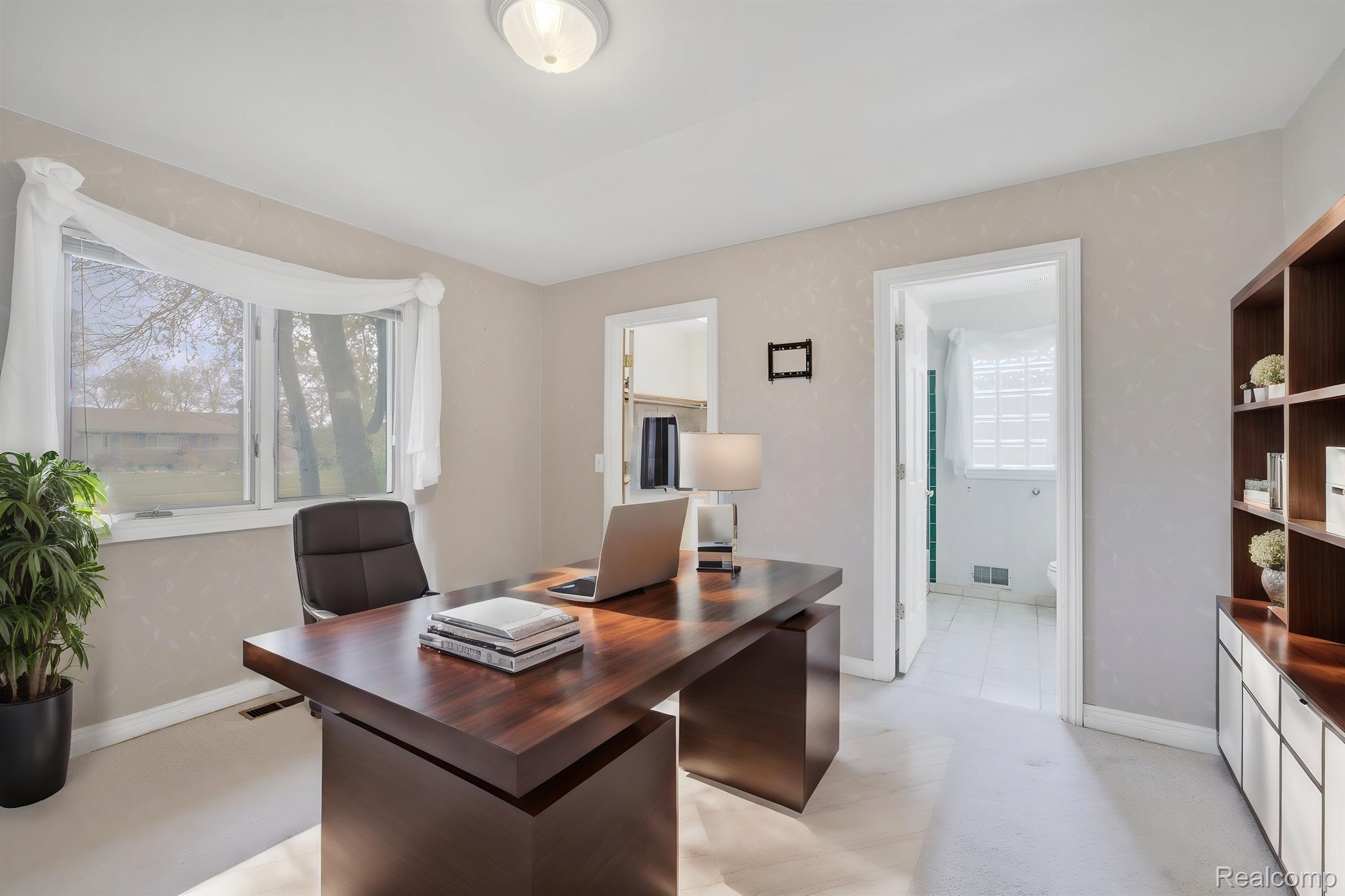 17510 WESTLAND Avenue