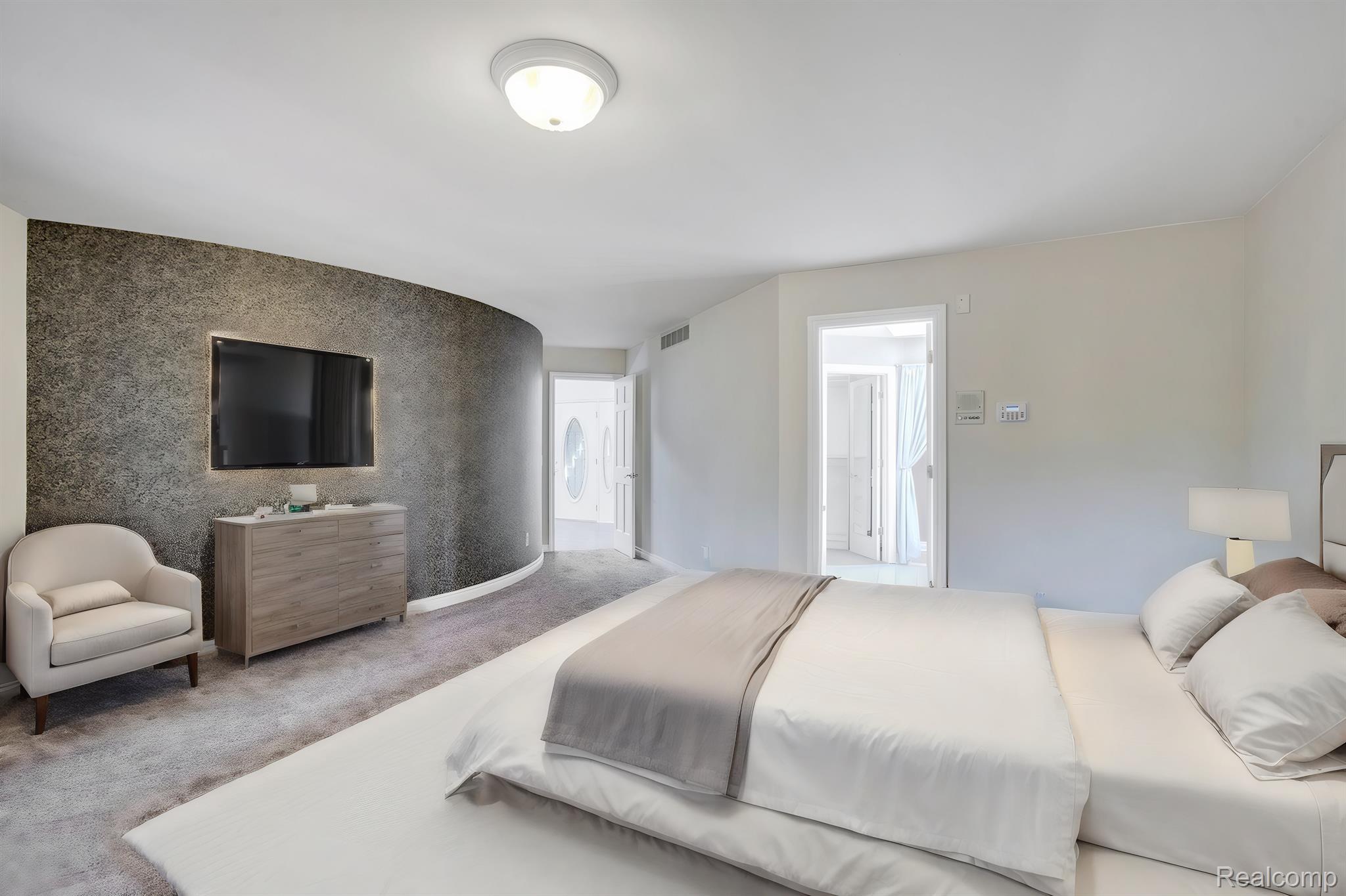 17510 WESTLAND Avenue