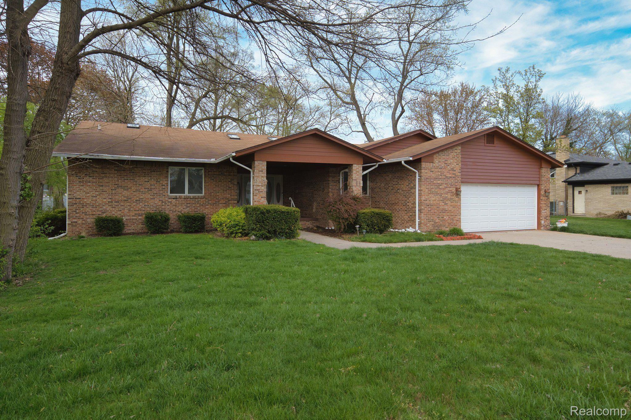 17510 WESTLAND Avenue