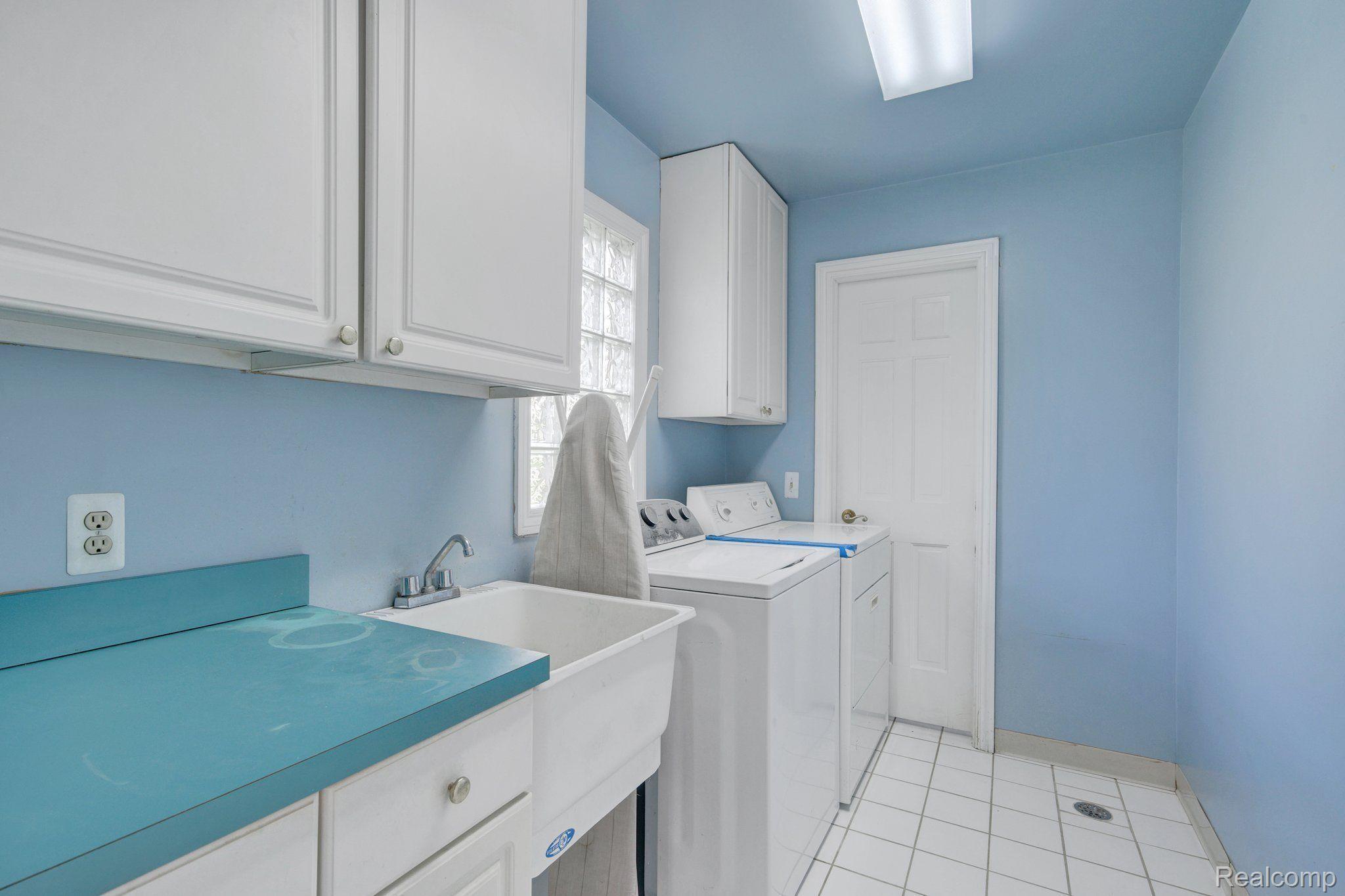 17510 WESTLAND Avenue