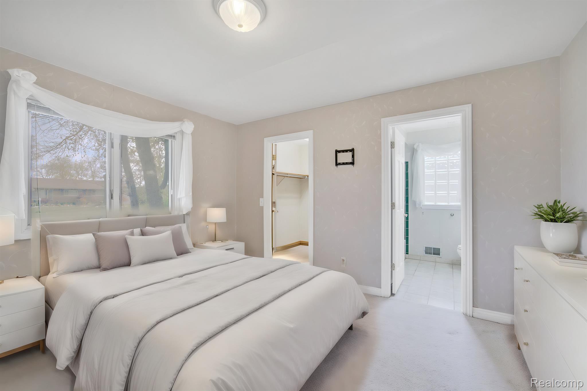 17510 WESTLAND Avenue