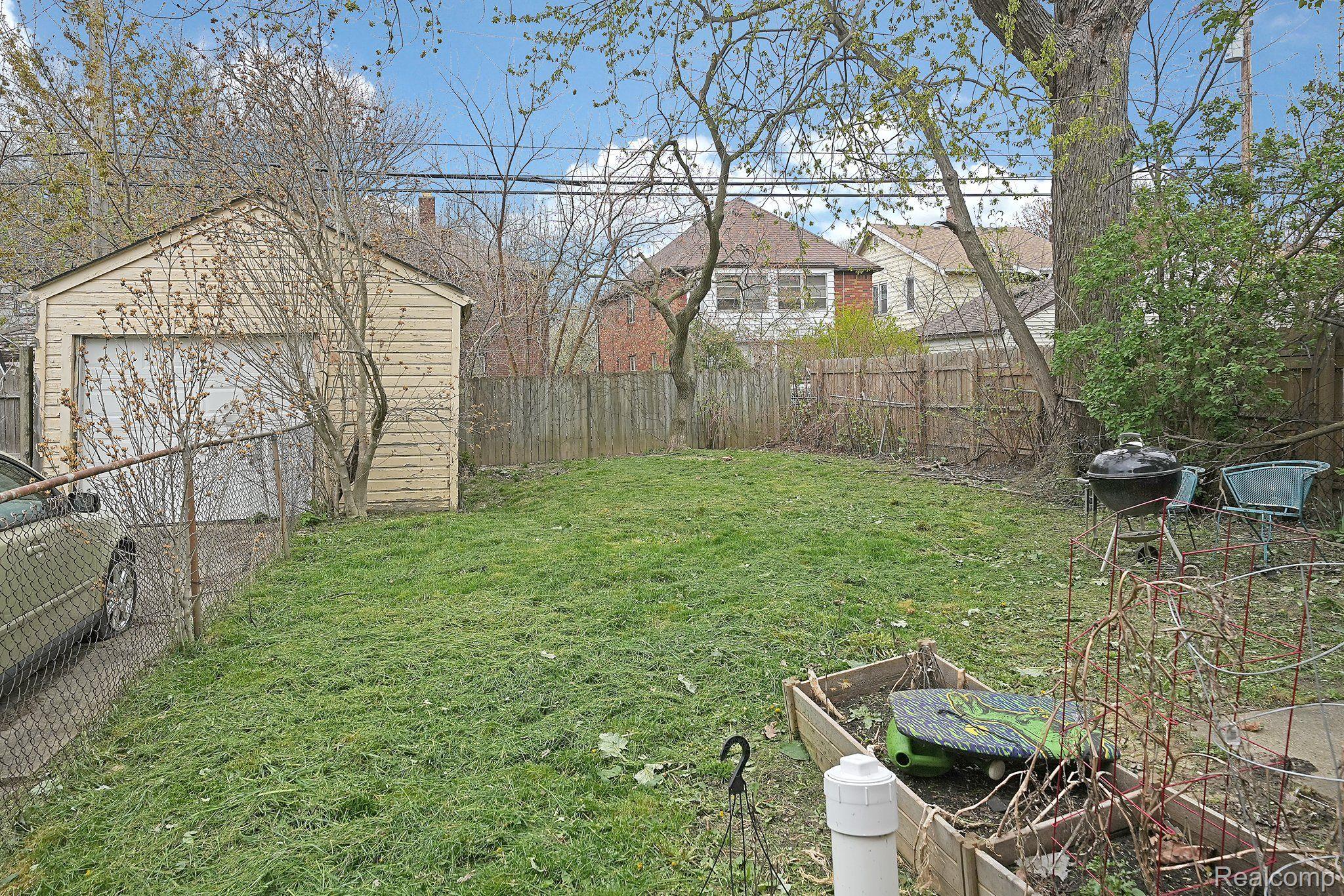 5266 DEVONSHIRE Road